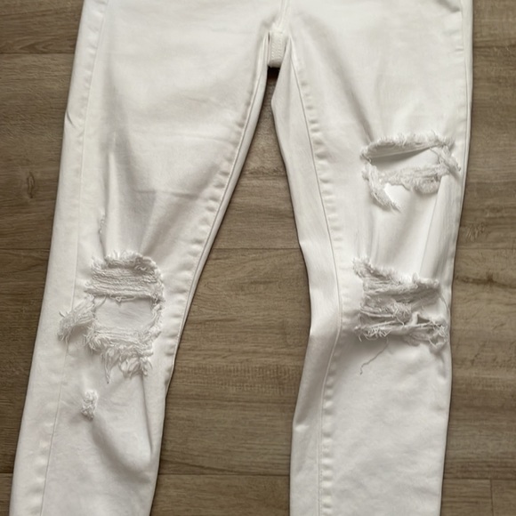 White Skinny Jeans! - Picture 2 of 2